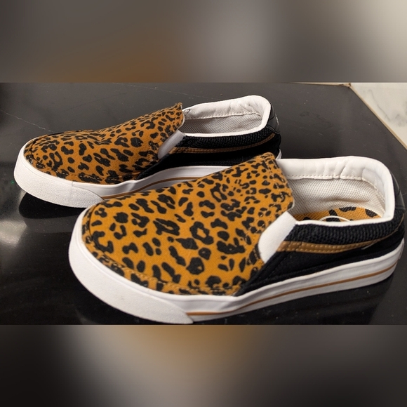 Nike Women's Court Legacy Leopard Print Slip-on Sneakers Size 6 MSRP $70 - Picture 7 of 11